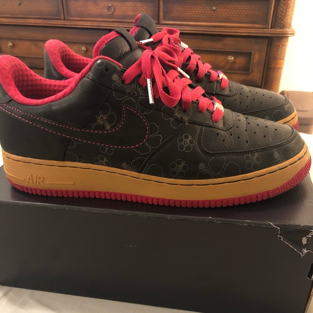 Nike Air Force 1 ‘07 Black Floral Pink